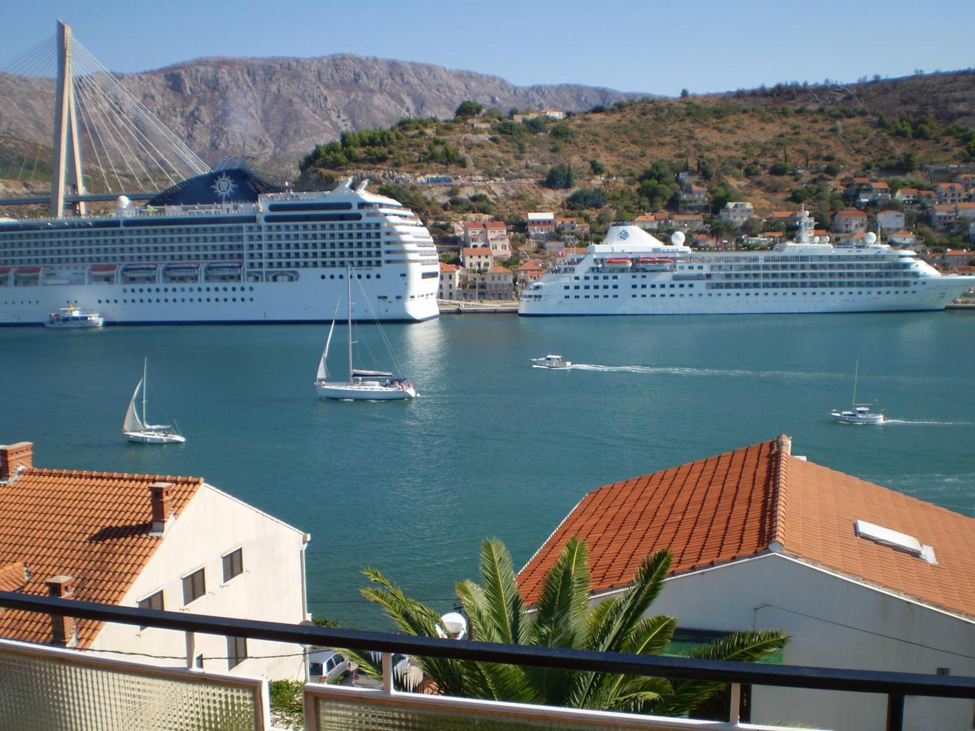 Marica Guest house 3*