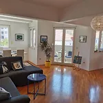 1 Apartmant & 1 Delux Room With Bathroom