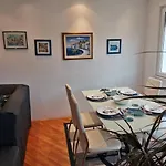 1 Apartmant & 1 Delux Room With Bathroom