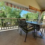 Apartments Mir