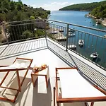Luxury Villa Lovely Maiden Near Vela Luka, Pool