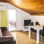 Apartment Maja - Srd420
