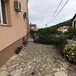 Apartment Sea View Saric