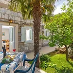 Villa Jolanda Apartments