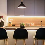 Allegro Exclusive Suite 2 With Private Parking And Balcony