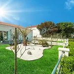Vila Casa Nova Near Queen Beach- By Ta Leut Agency