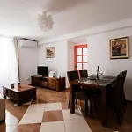Apartment Teatar