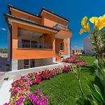 Villa Suzana