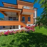 Villa Suzana