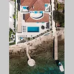 Villa Azzurro