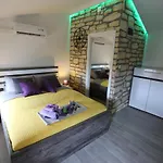 Timeless City Center Apartments