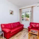 Apartment Kljunak