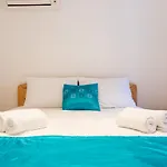 Apartment Domino