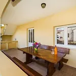 Apartmani Perinic