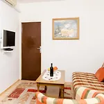 Apartment Amela