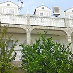 Apartments And Room Katja