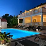 Apartments Saric