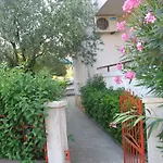Apartment In Kukljica/Insel Ugljan 38785