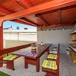Antonio Apartments