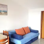 Apartment In Rtina/Zadar Riviera 8160