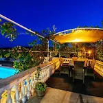 Poolincluded - Villa Sucic