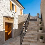 Villa Kameni Dvori