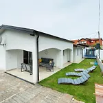 Privlaka Holiday House