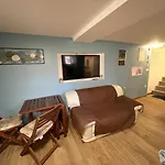 Studio Pod Room, Free Parking
