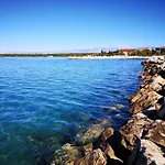 Apartmani Zara