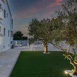Lalic Gallery Villa