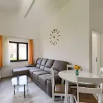 Apartment Sare