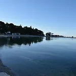 Mobile Home Biograd Na Moru Gapi House