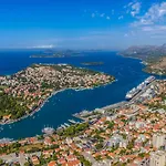 Apartment In Cavtat With Sea View, Balcony, Air Conditioning, Wifi
