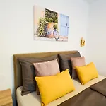 Apartment Grey&Yellow