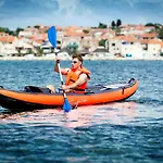 Apartment In Zdrelac With Sea View, Balcony, Air Conditioning, Wi-Fi