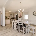 Villa Stancija Privlaka 1 With Heated Pool