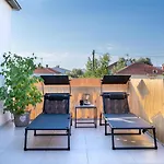 Apartment Paula With Private Jacuzzi And Parking- Near The Beach