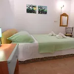Rose Apartment