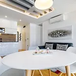 Windrose Design Apartments