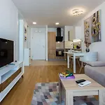 Tanja Modern Apartment With Balcony And Parking Garage