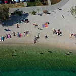 Amazing Villa Mari Near Beautiful Beach In Zadar