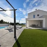 New Villa Buterin With Heated Pool