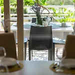 Family Apartment Zadar Diklo