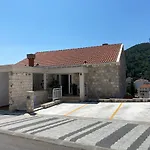 Apartment Sandra Free Private Parking