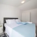 Apartments Haluga