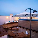 5-Star Luxury Penthouse Hedera