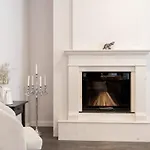 Peak Hill Residence