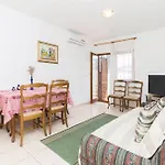 Apartmani Cizmesija