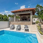 Villa Pomalo
