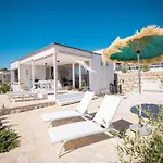 Buqez Eco Resort - Beach Villa 12 - Seaview